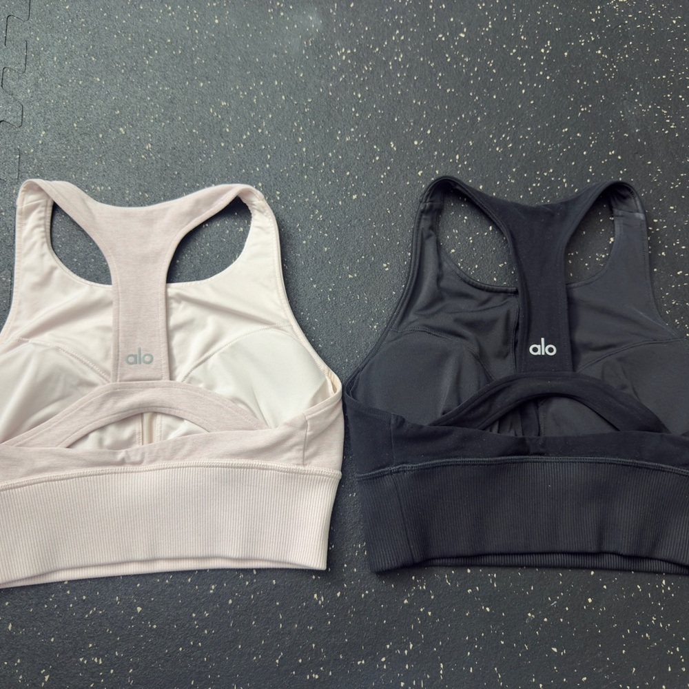 ALO Yoga Alosoft Sports Bra - Black and light  Pink